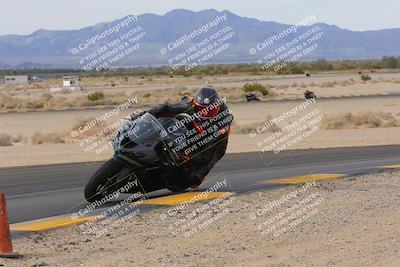 media/Dec-17-2022-SoCal Trackdays (Sat) [[224abd9271]]/Turn 9 Inside (1pm)/